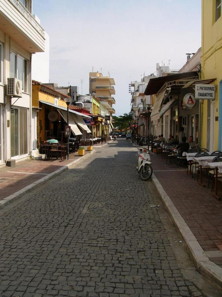 Amazing Apartment In The Center Alexandroupoli Esterno foto